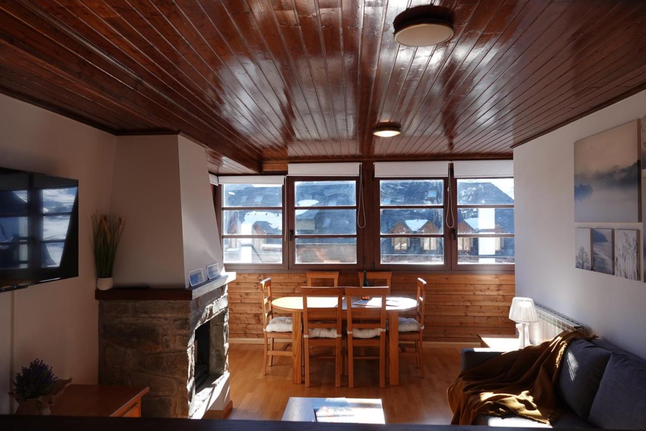 Stone Garaje Cubierto Y Trastero Pirineos360 Apartment Formigal Bagian luar foto